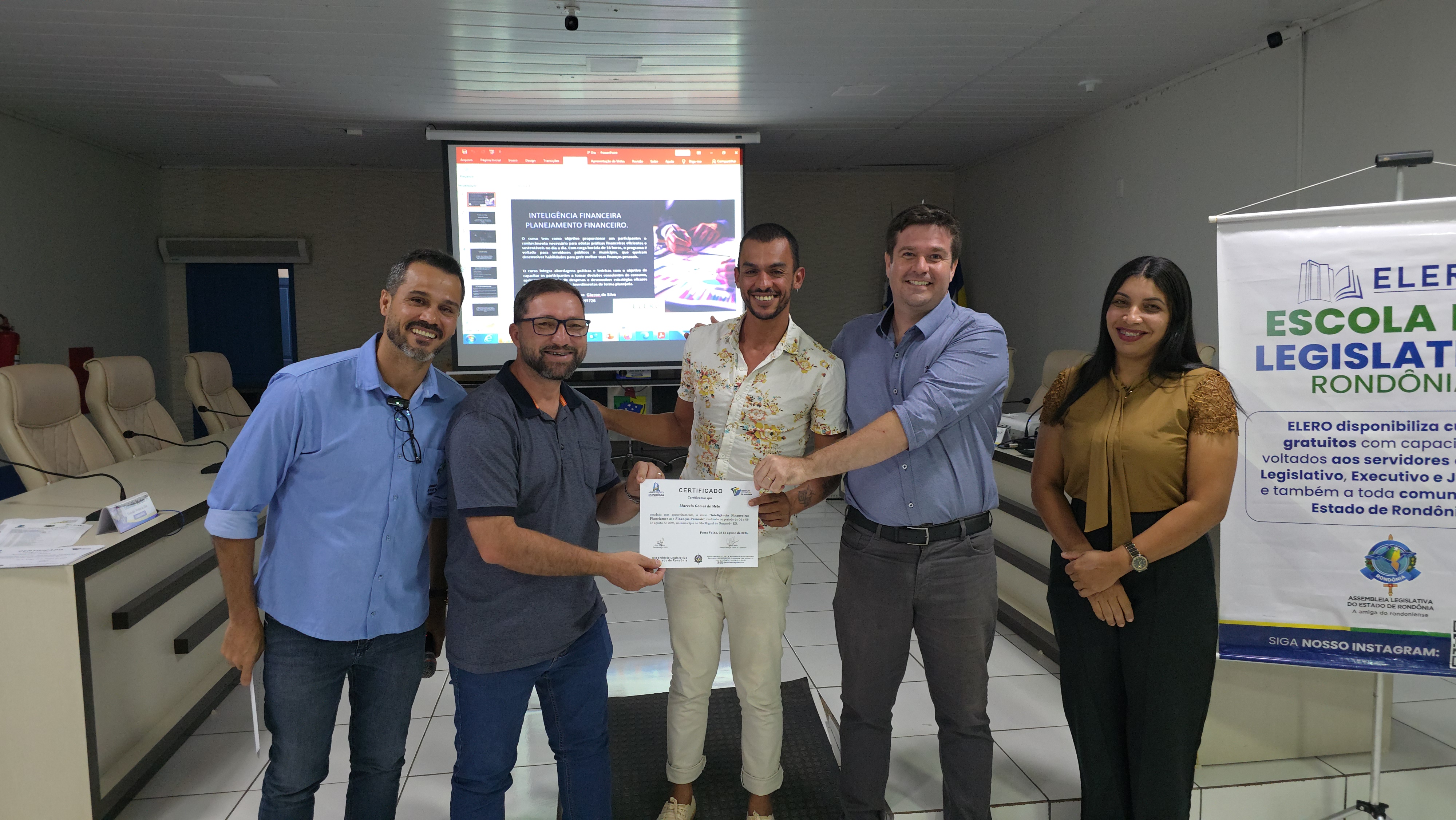 Inteligência Financeira e Planejamento Financeiro em São Miguel do Guaporé