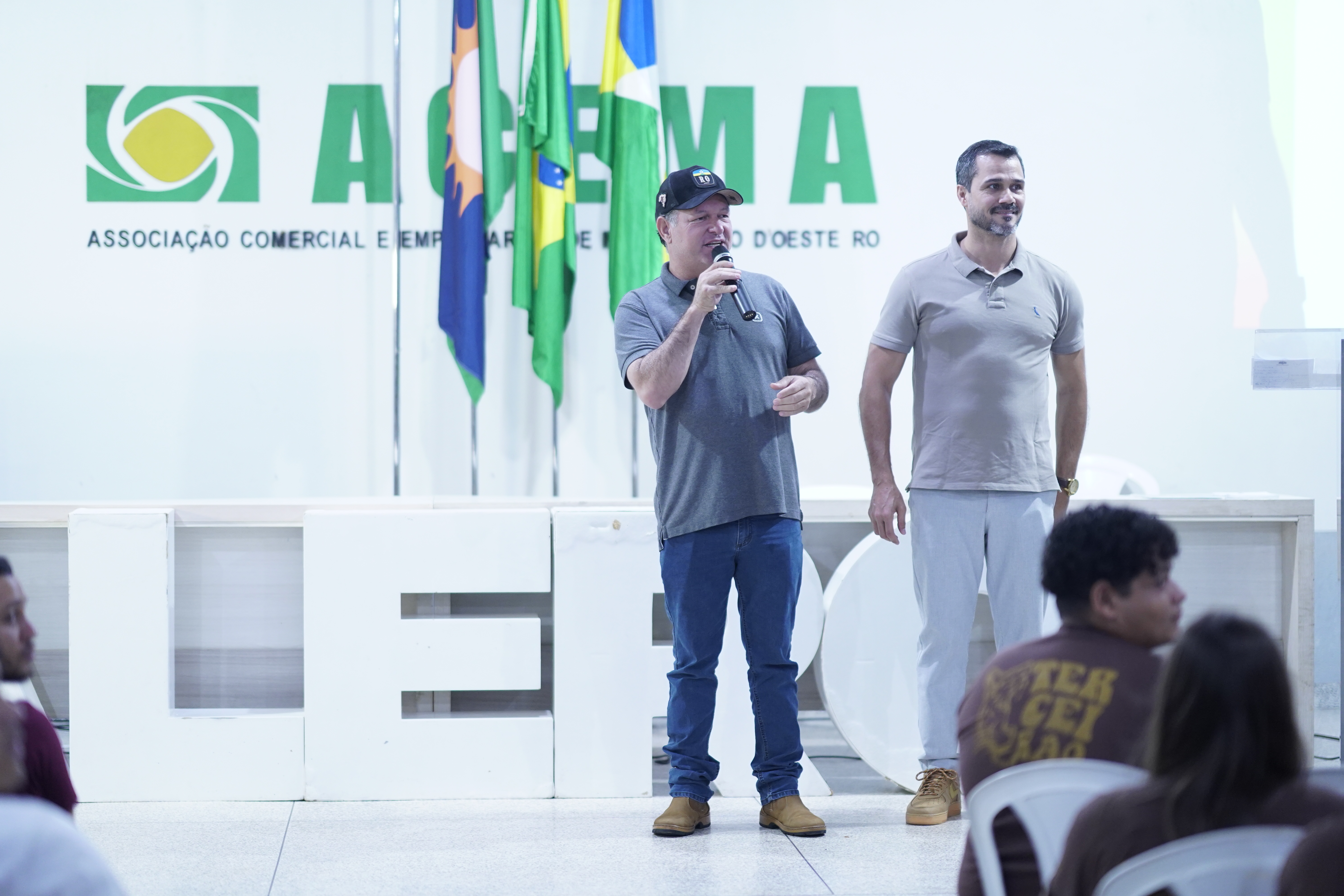 ACELERO ENEM MACHADINHO