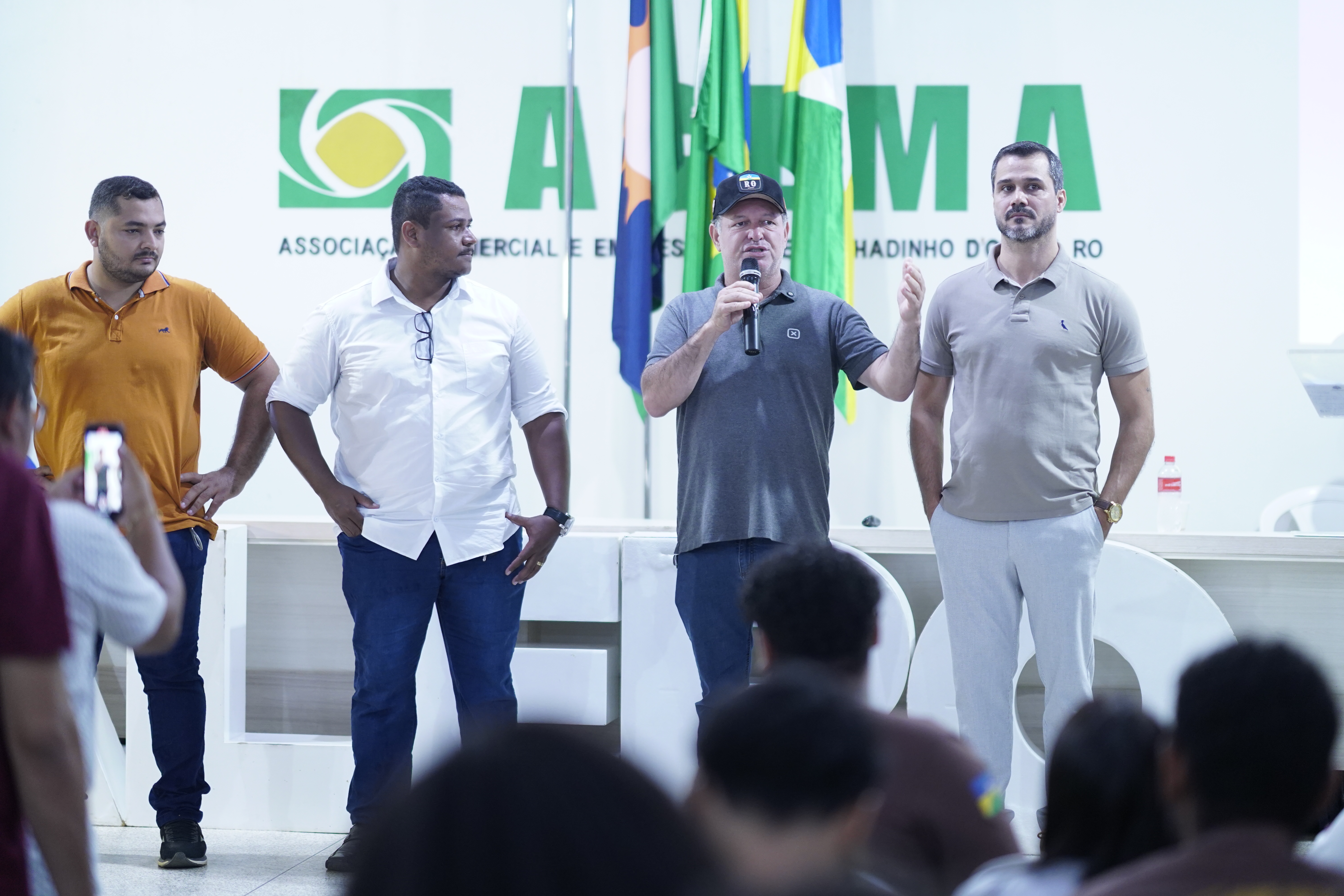 ACELERO ENEM MACHADINHO