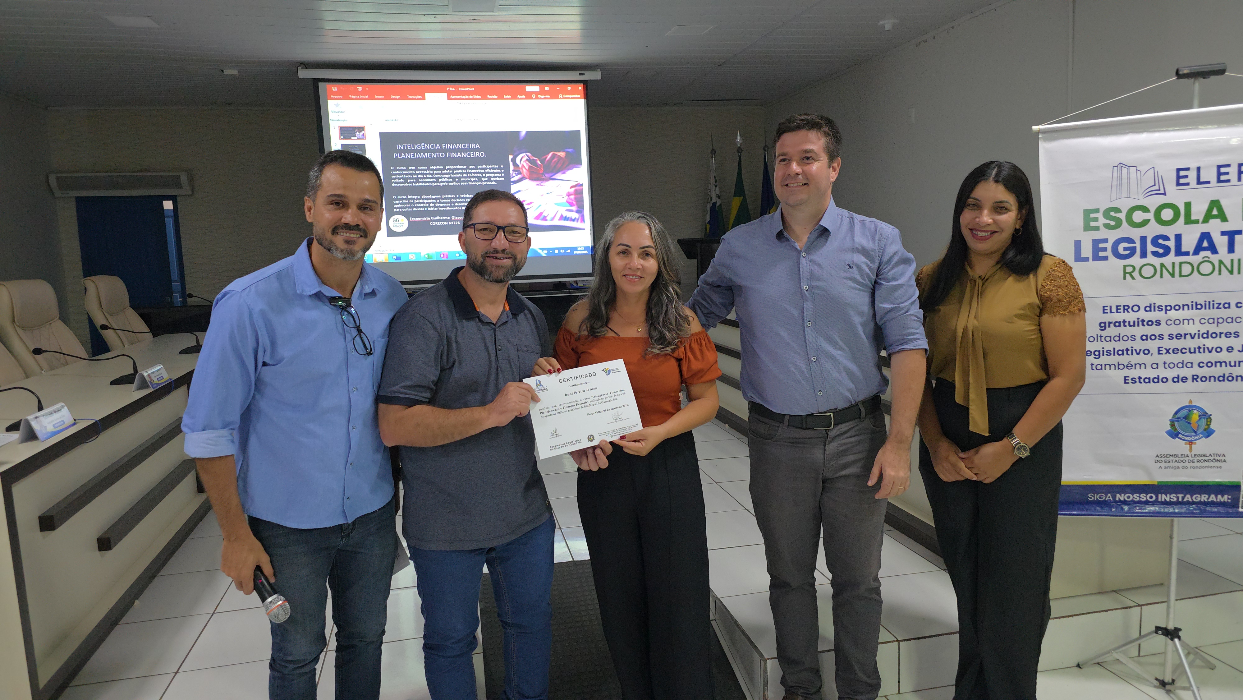 Inteligência Financeira e Planejamento Financeiro em São Miguel do Guaporé